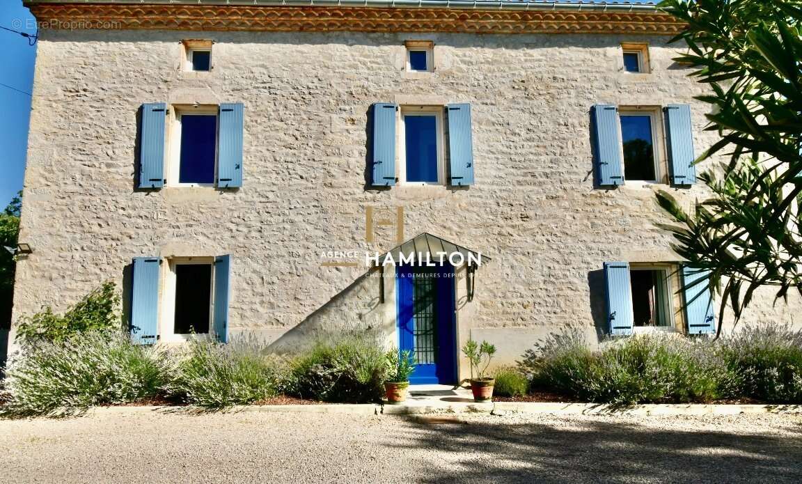 Maison à VILLENEUVE-SUR-VERE