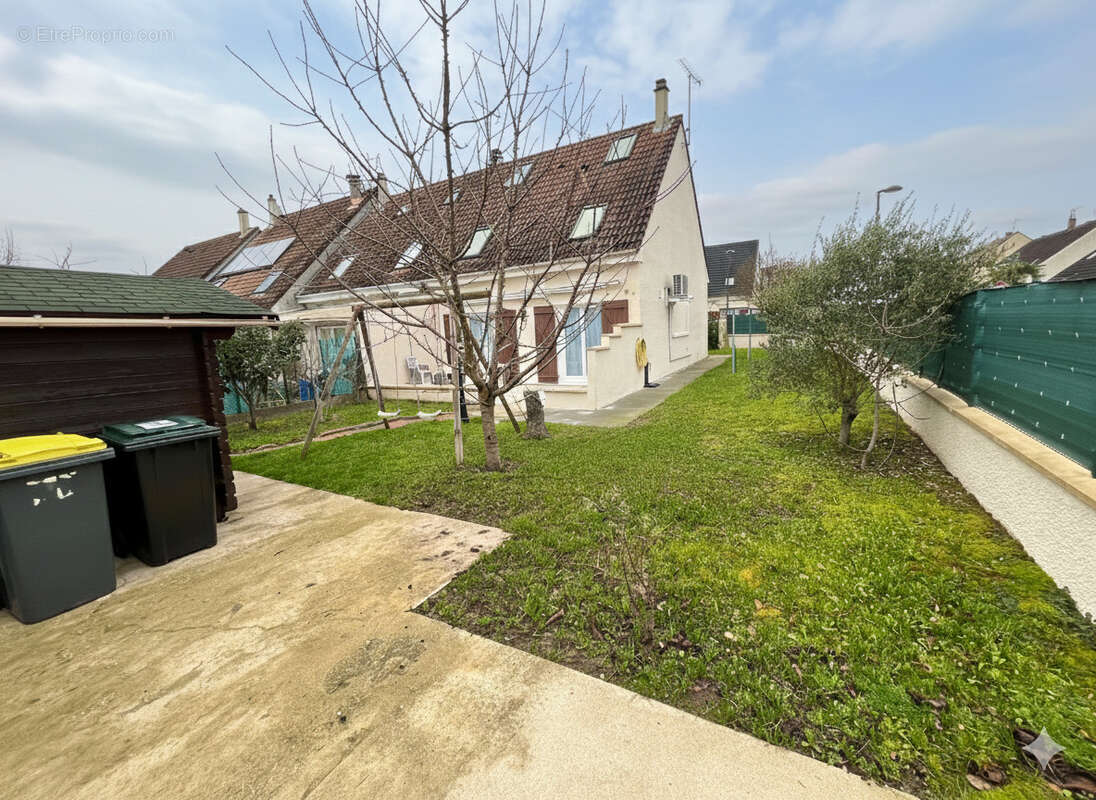 Maison à TREMBLAY-EN-FRANCE