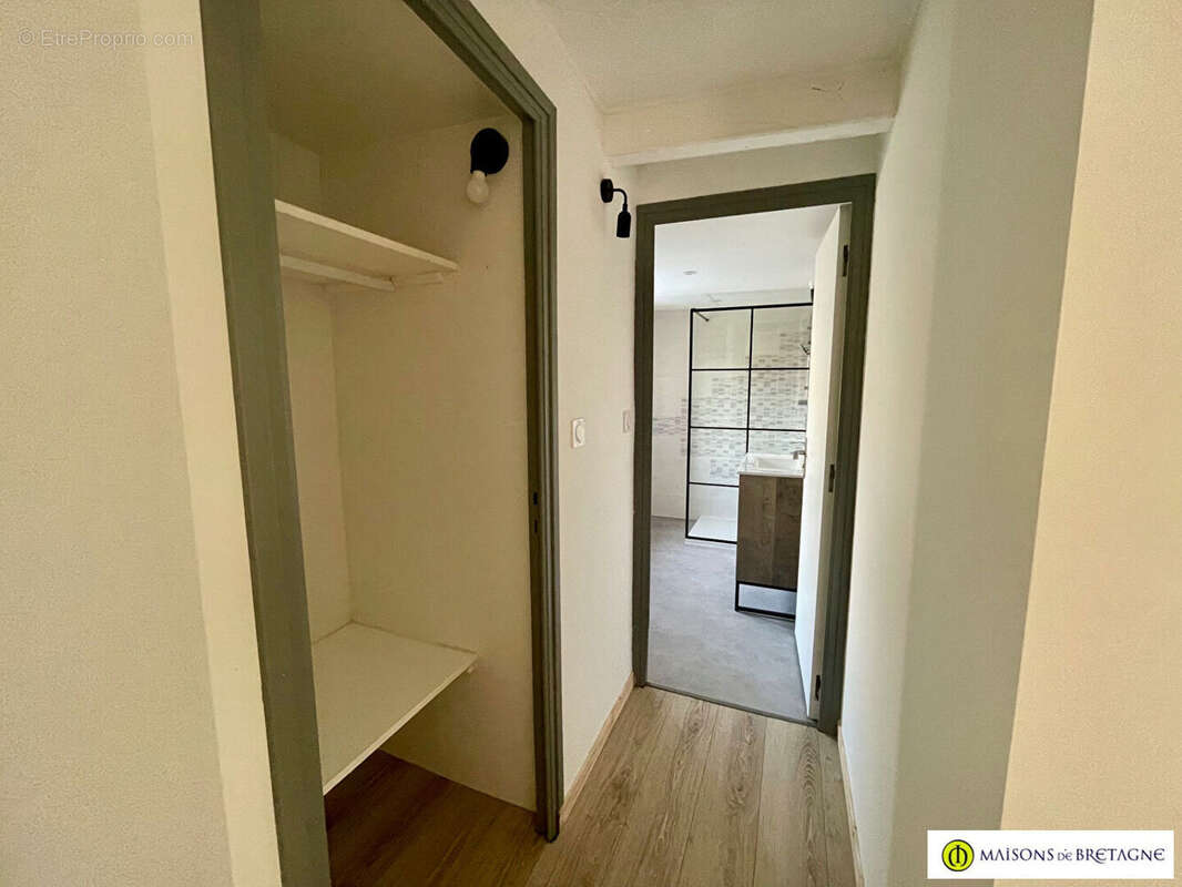 Maison à LE TREVOUX