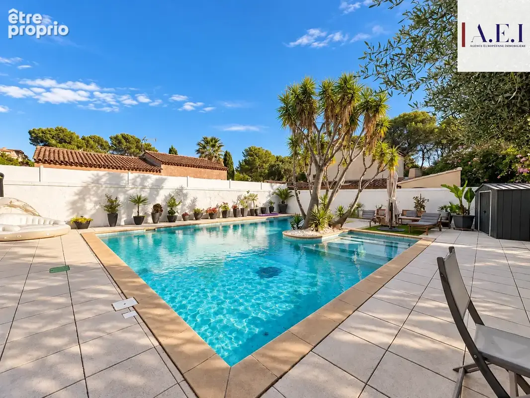 Propriété provençale 7 pièces avec piscine et double garage   Proche de Six-Fours-les-Plages - photo 13