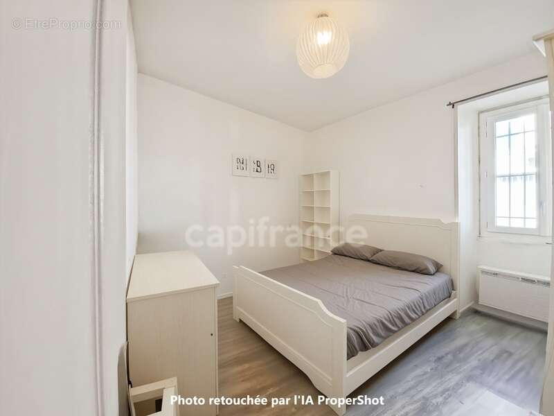 Appartement à VILLENEUVE-LES-AVIGNON