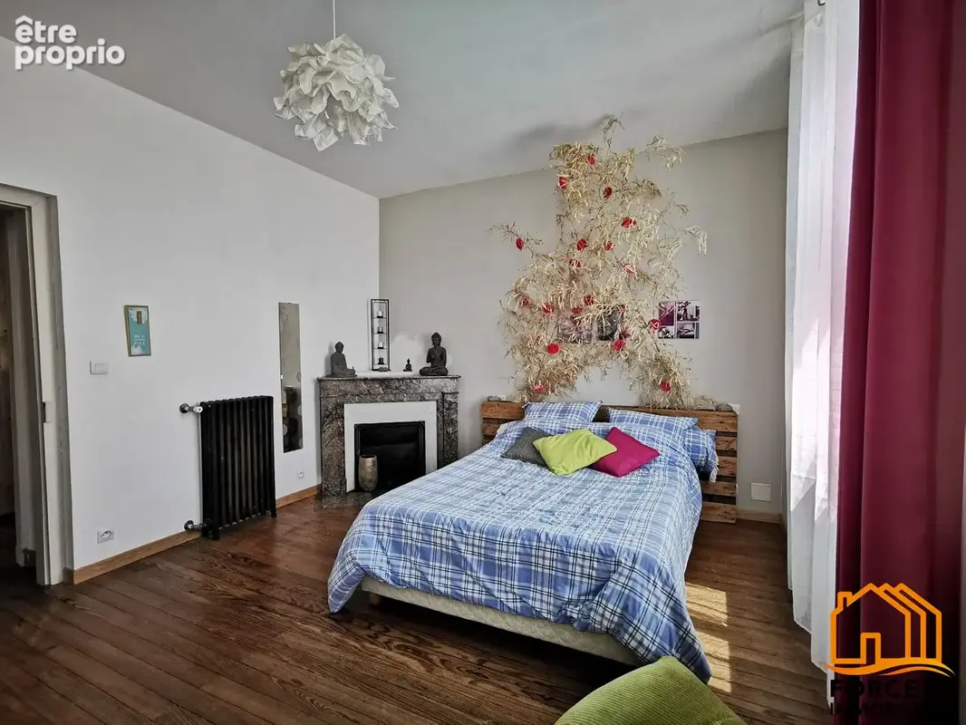 Maison 250 m² à Saint-Julien-En-Born  - photo 9