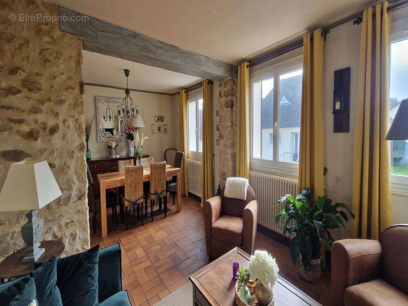 Appartement à PLAILLY