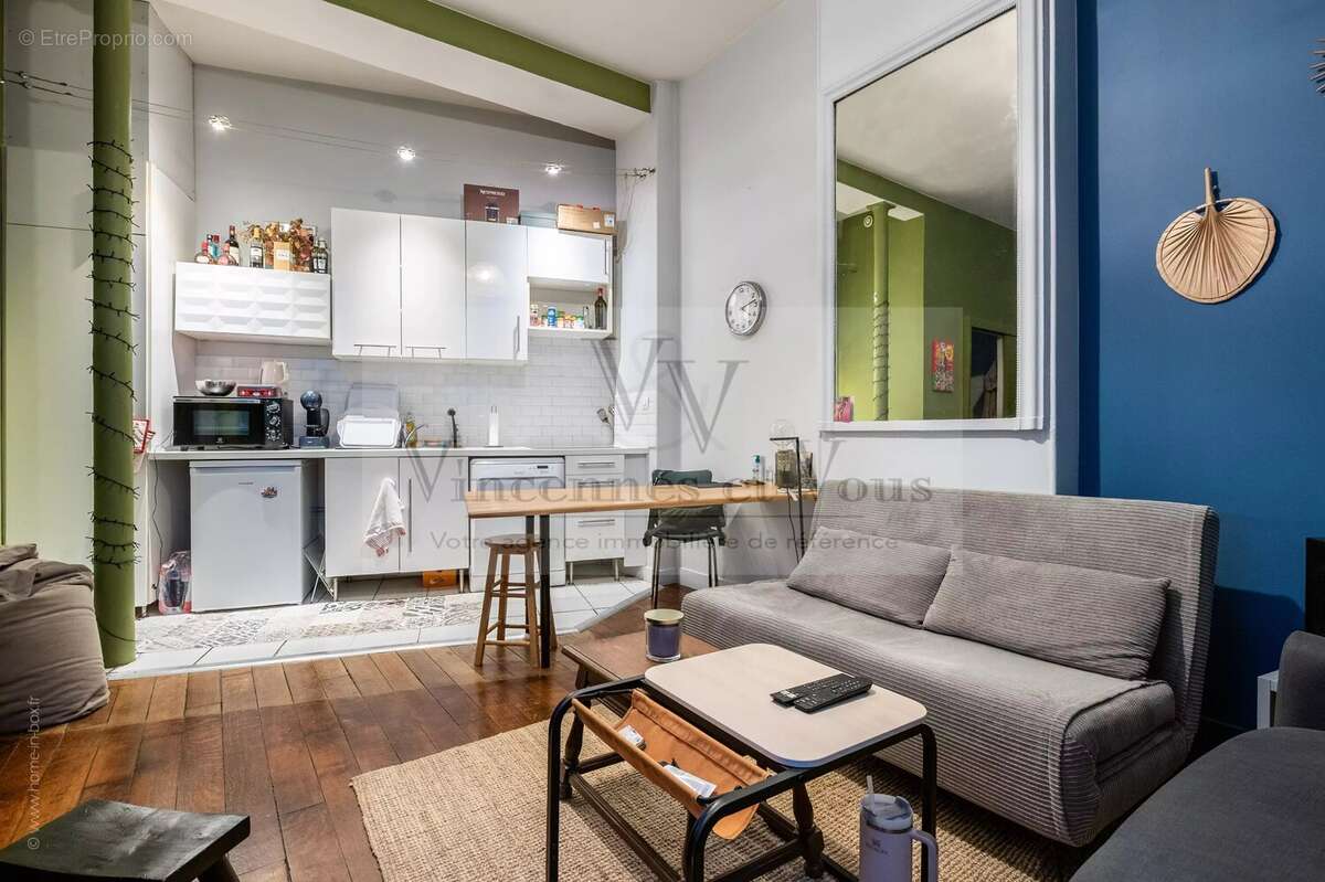 Appartement à PARIS-14E