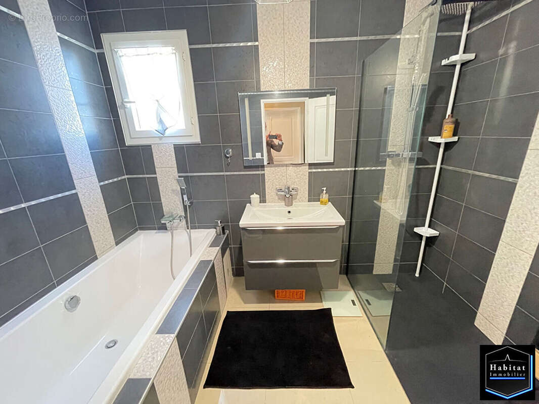 Maison à ORMOY-VILLERS