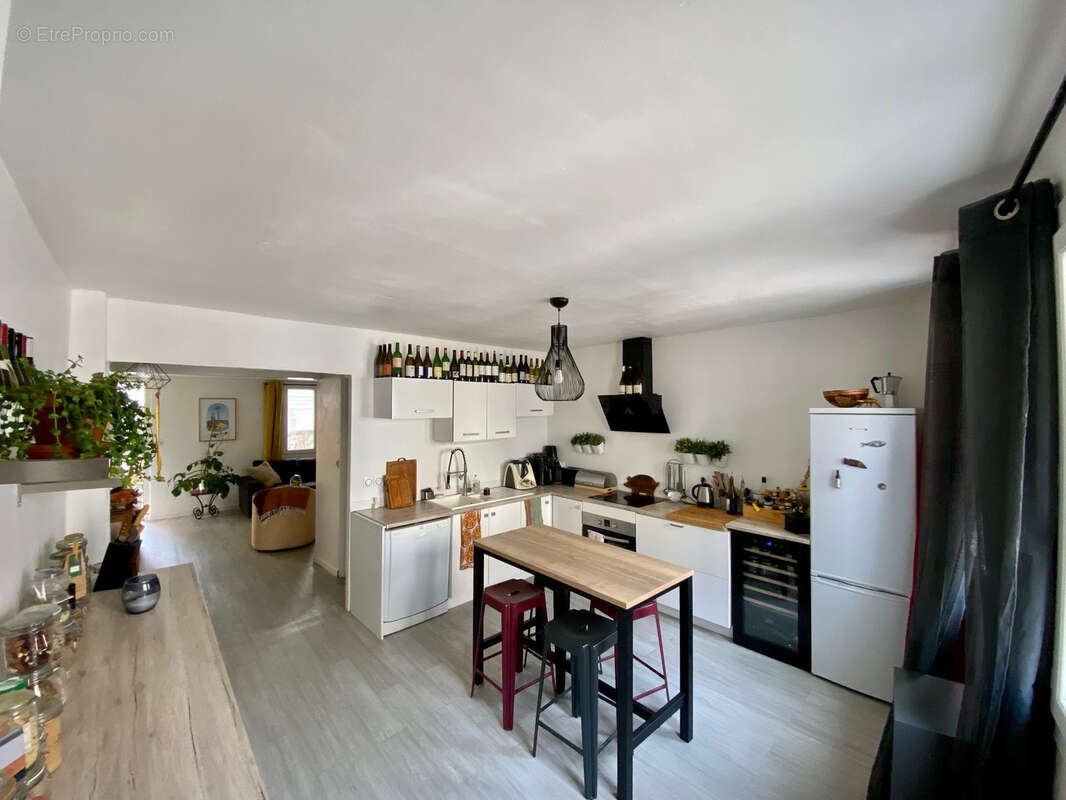 Maison à MONTPEYROUX