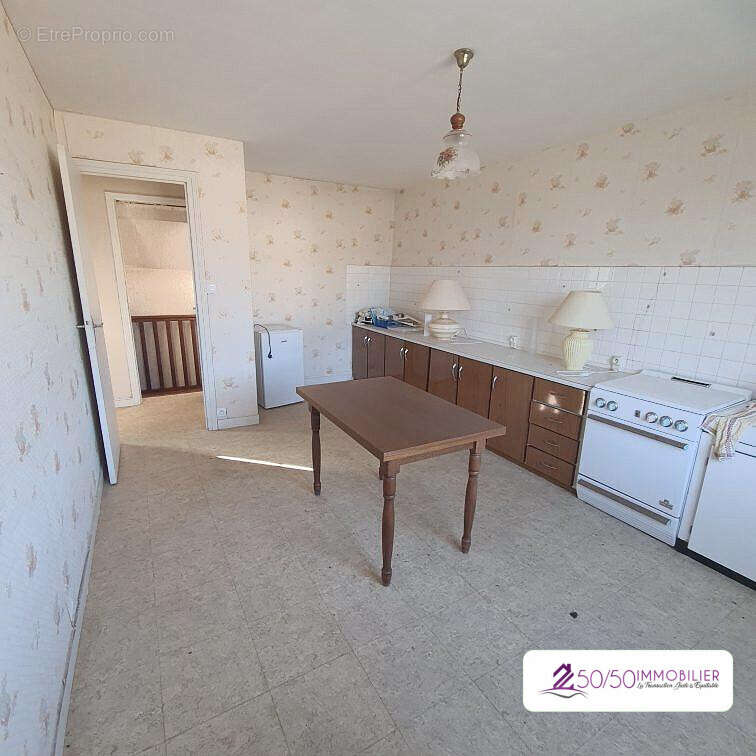 Commerce à PLOUIGNEAU