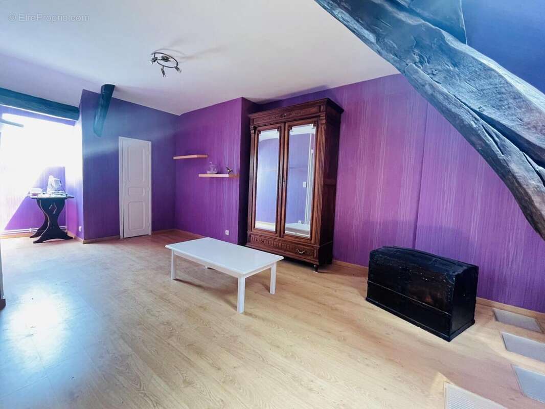 Maison 151 m² à Commentry  - photo 7