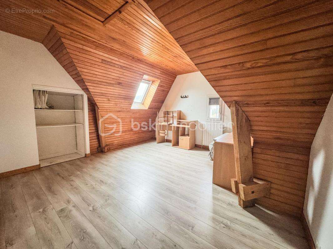 Maison à NOYAL-SUR-VILAINE