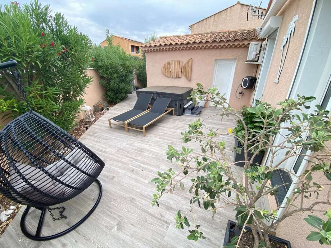 Maison à LA LONDE-LES-MAURES