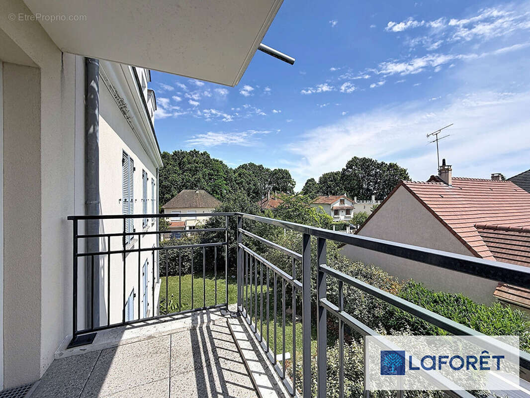 Appartement à LE PLESSIS-TREVISE