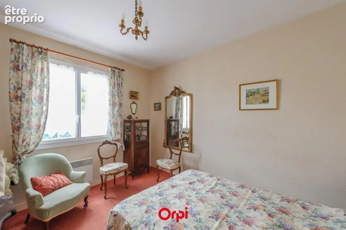 Maison À Vendre - L'Houmeau centre, 3 chambres, garage, jardin - photo 5