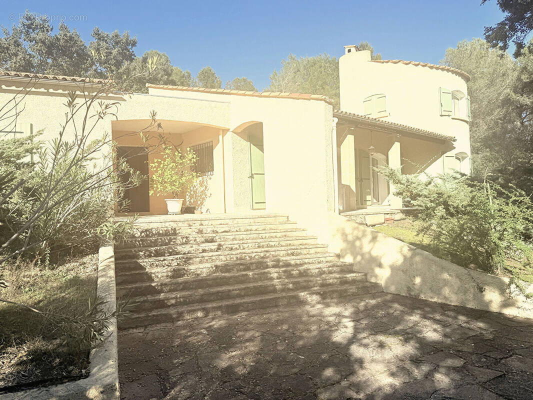 Maison à CORNILLON-CONFOUX