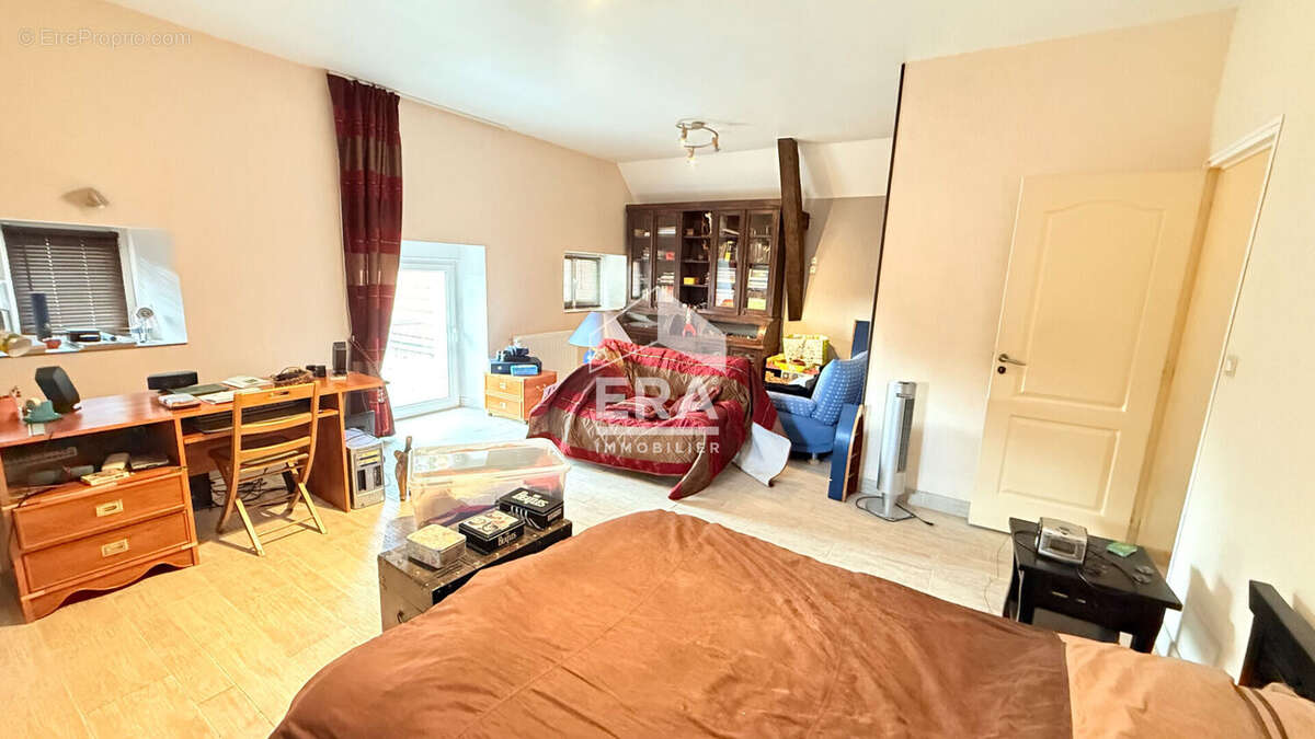 Maison 273m² à andouillé - photo 8