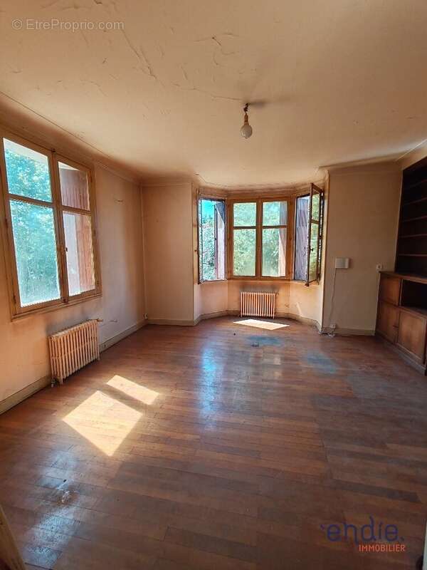 Grande maison 168 m2 - BUXEROLLES - photo 5