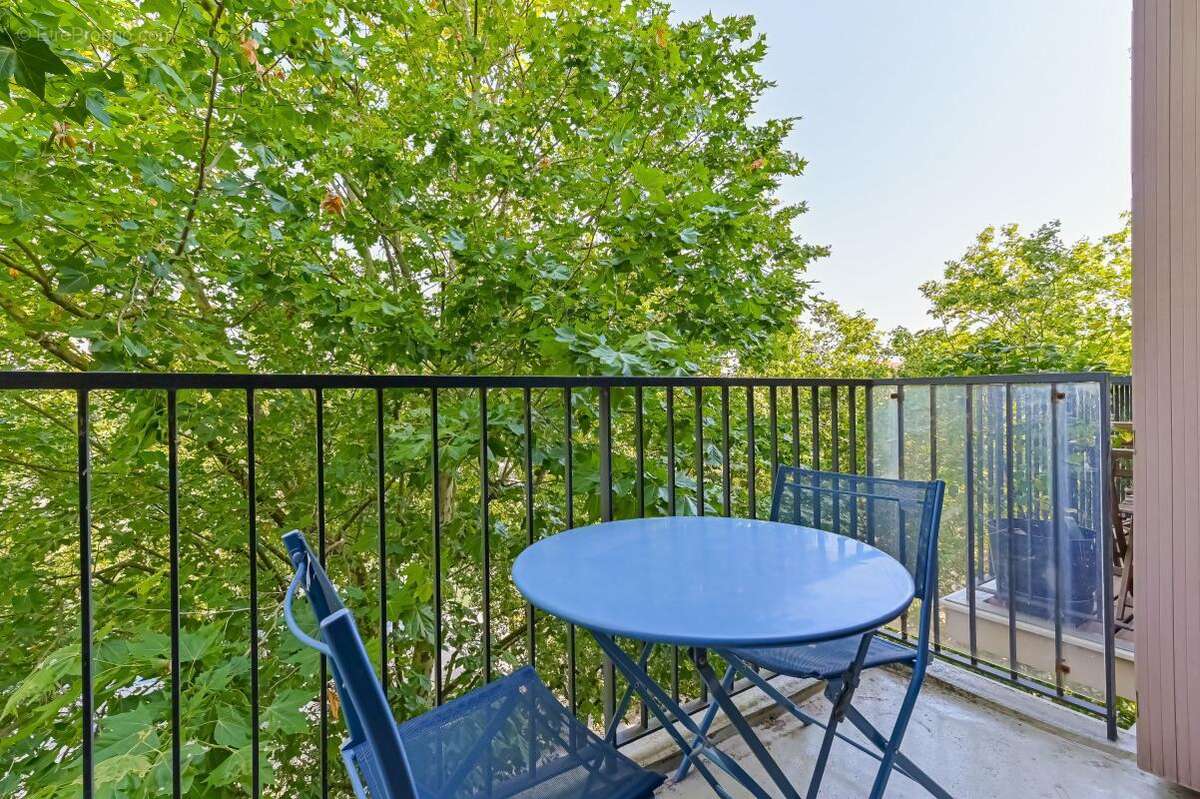 Appartement à PARIS-19E