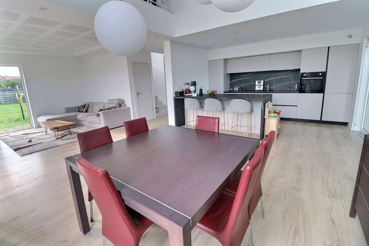 Maison à URSCHENHEIM