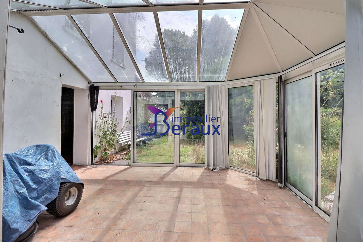 Maison 133 m² à Saint-Pierre-De-Manneville  - photo 4