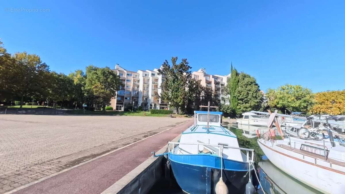 Appartement à RAMONVILLE-SAINT-AGNE