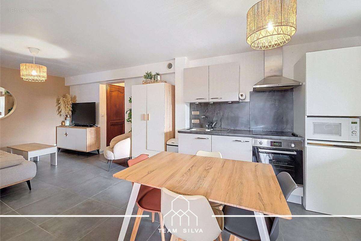 Appartement à TERNAY