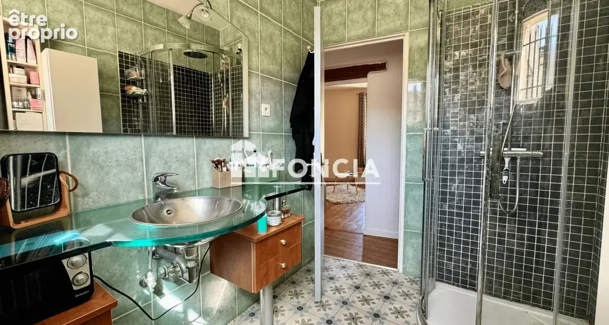 LA POSTALE - 3 chambres, lumineuse, double garage, calme - photo 6
