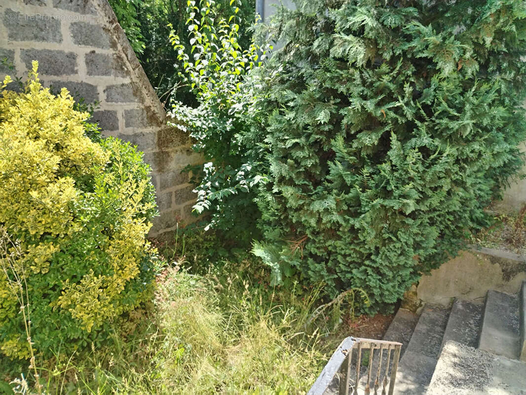 Appartement à COUTRAS