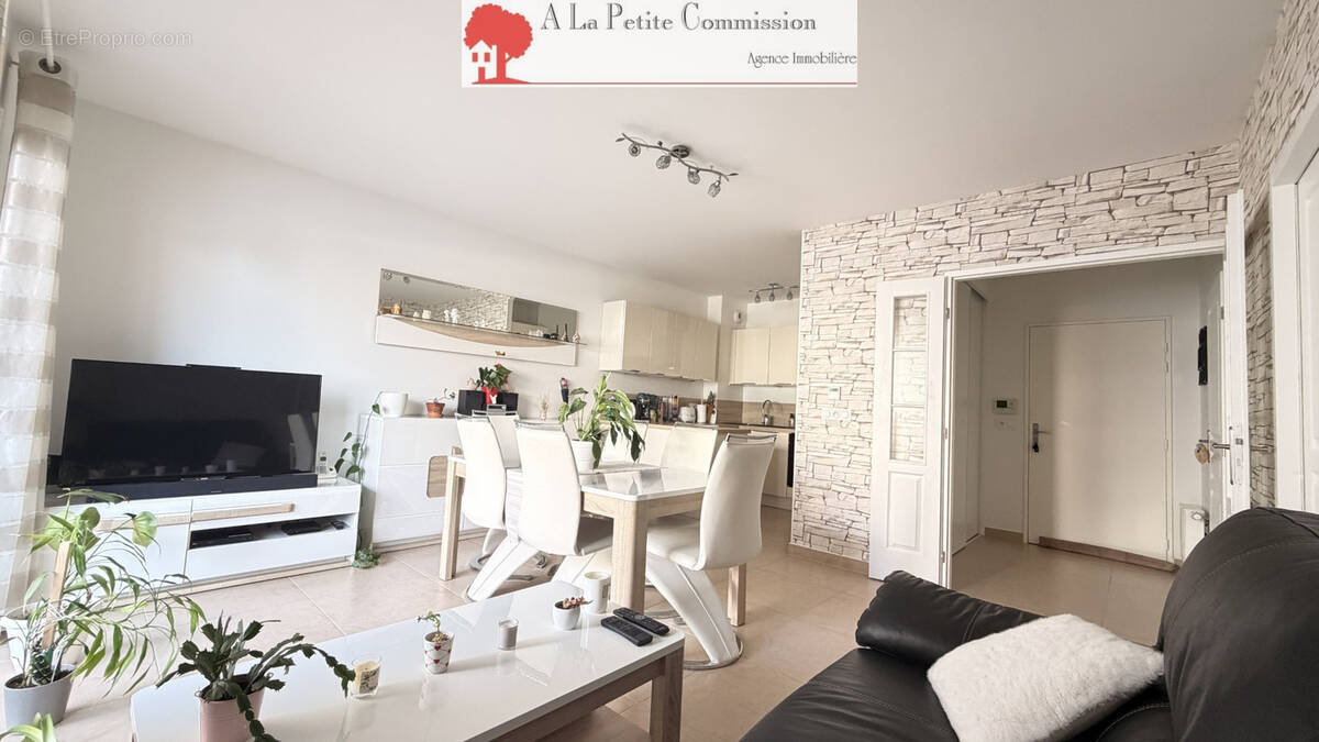 Appartement à LE COUDRAY