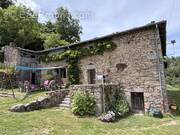 Appartement à SAINT-SYMPHORIEN-DE-MAHUN