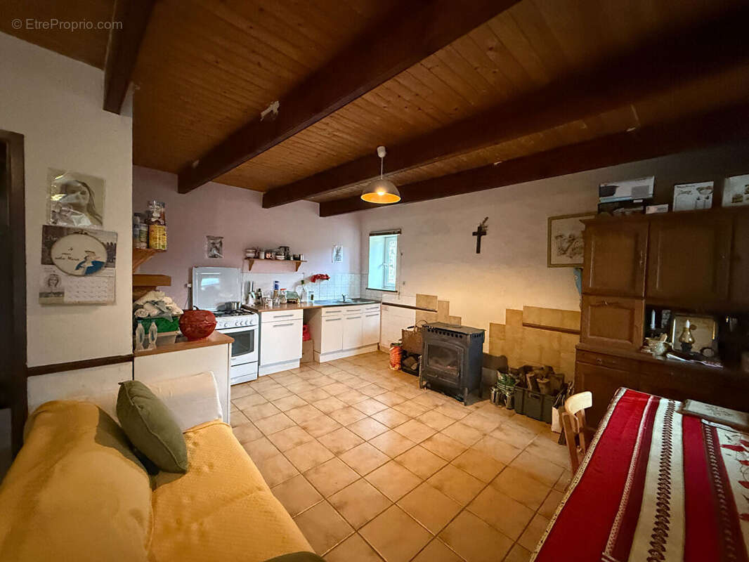 Maison à PLOUGASNOU