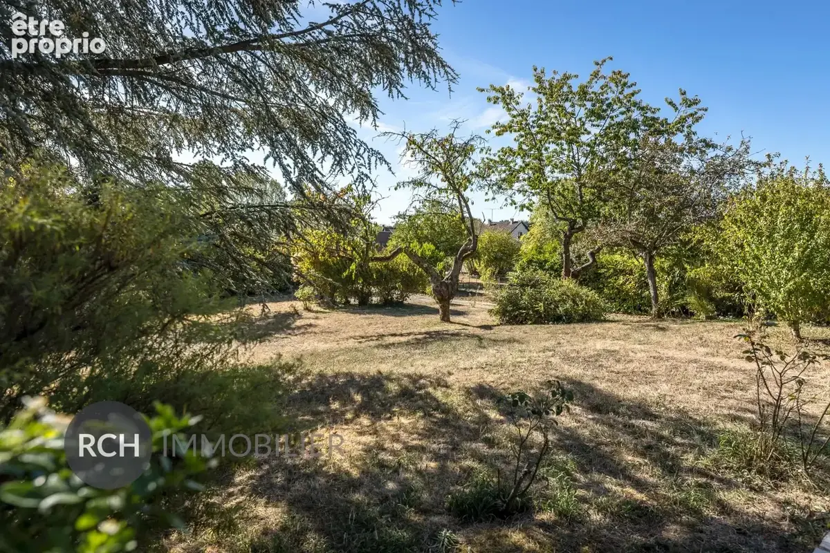 Exclusivité - Grande maison familiale sur un beau jardin au calme - photo 21