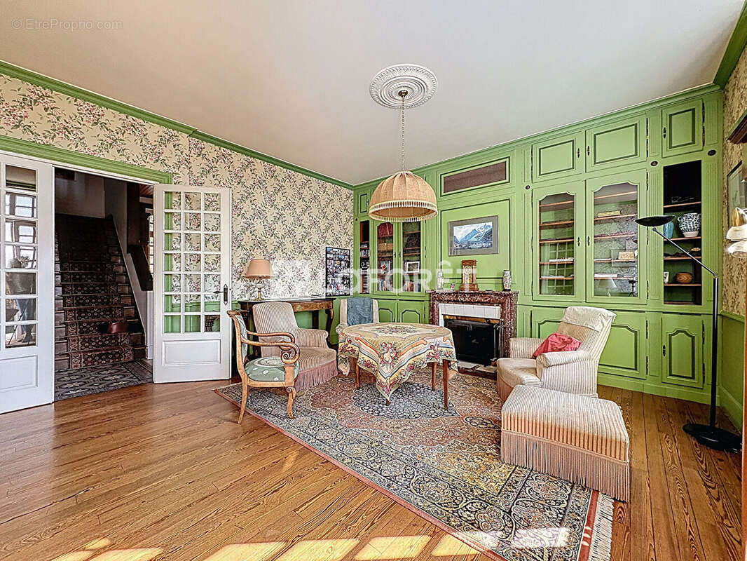 Maison à BOURG-EN-BRESSE