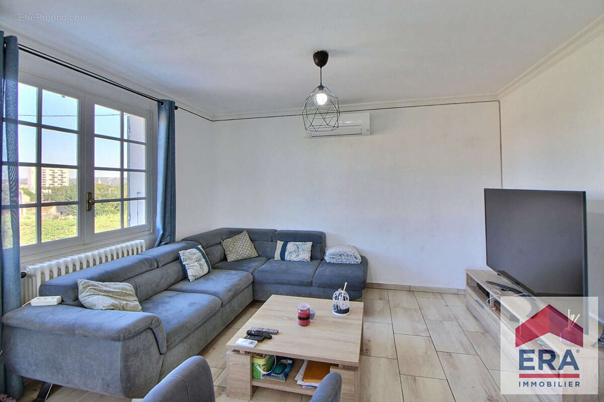 Maison à BAGNOLS-SUR-CEZE