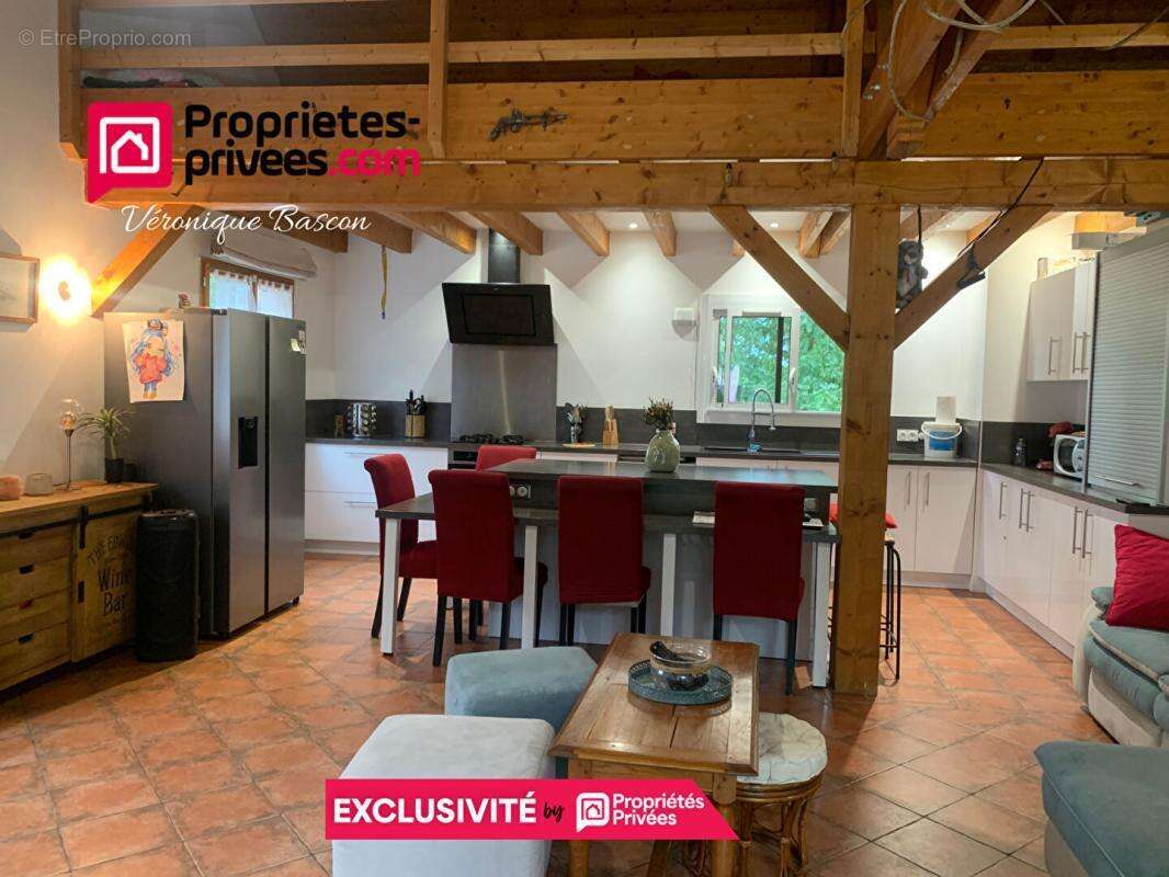 Maison de 6 pièces ,165m2 habitables sur 1774m2 de terrain - photo 2