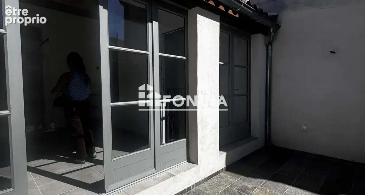 Élégante maison de ville rénovée avec terrasse - photo 5