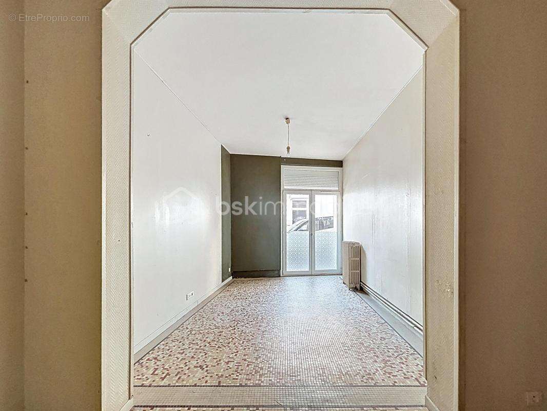 Maison à SAINT-JEAN-DE-BLAIGNAC