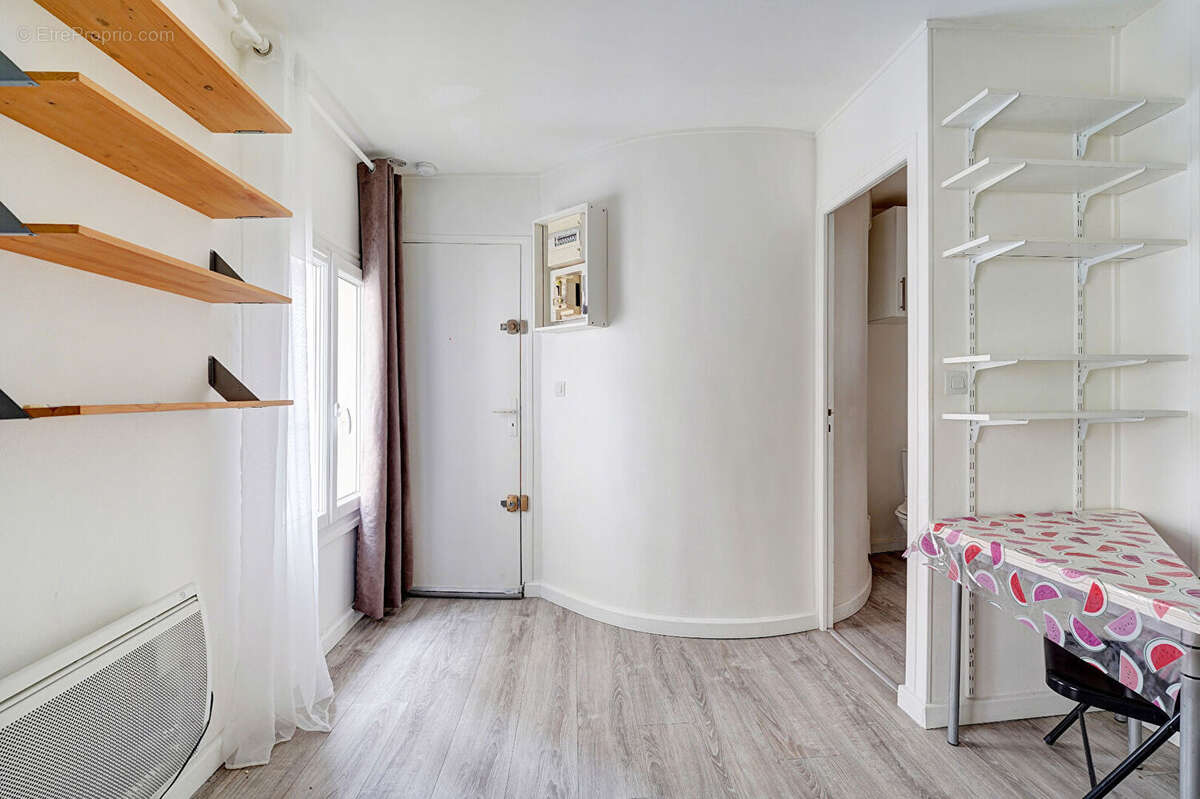 Appartement à PARIS-10E