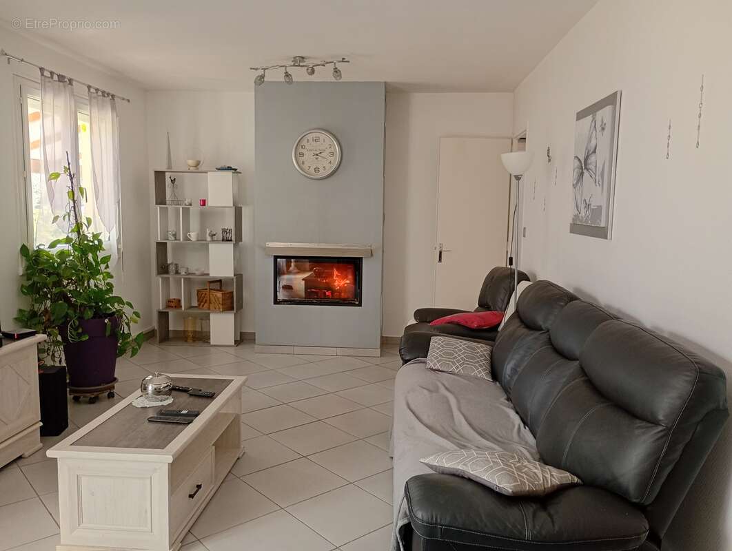 Maison à LOUZAC-SAINT-ANDRE