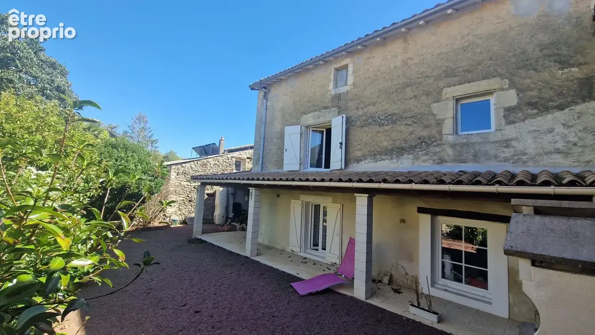 Maison 5 pièces 129 m² à vendre à Cherveux (79410) - photo 2