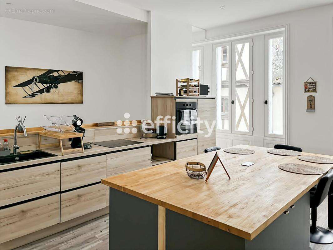 Appartement à COGNAC