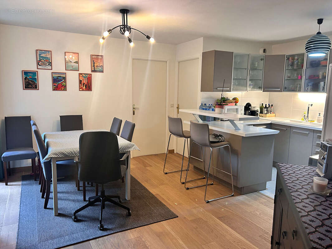 Appartement à LE BLANC-MESNIL