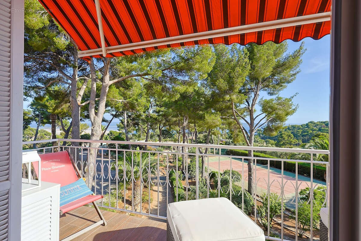 Appartement à HYERES