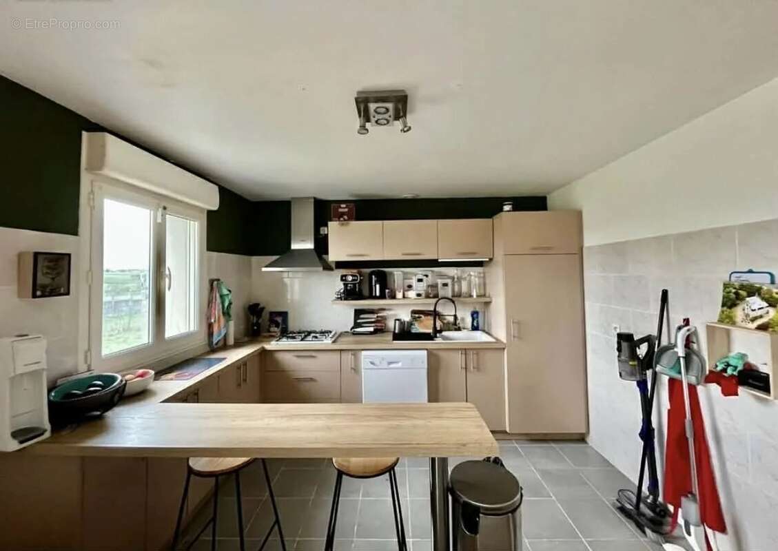 Maison à VILLELOIN-COULANGE