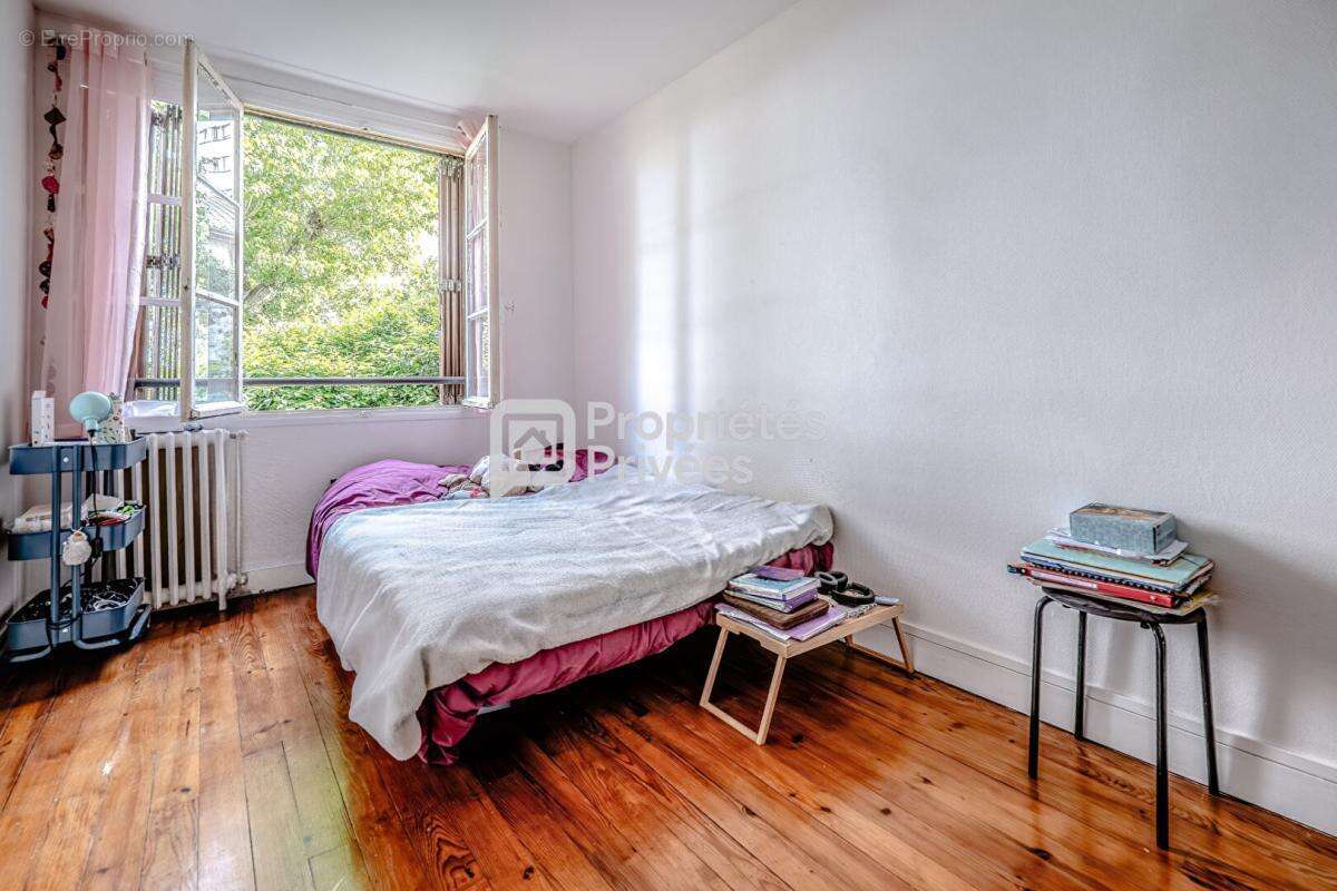 Appartement à ISSY-LES-MOULINEAUX