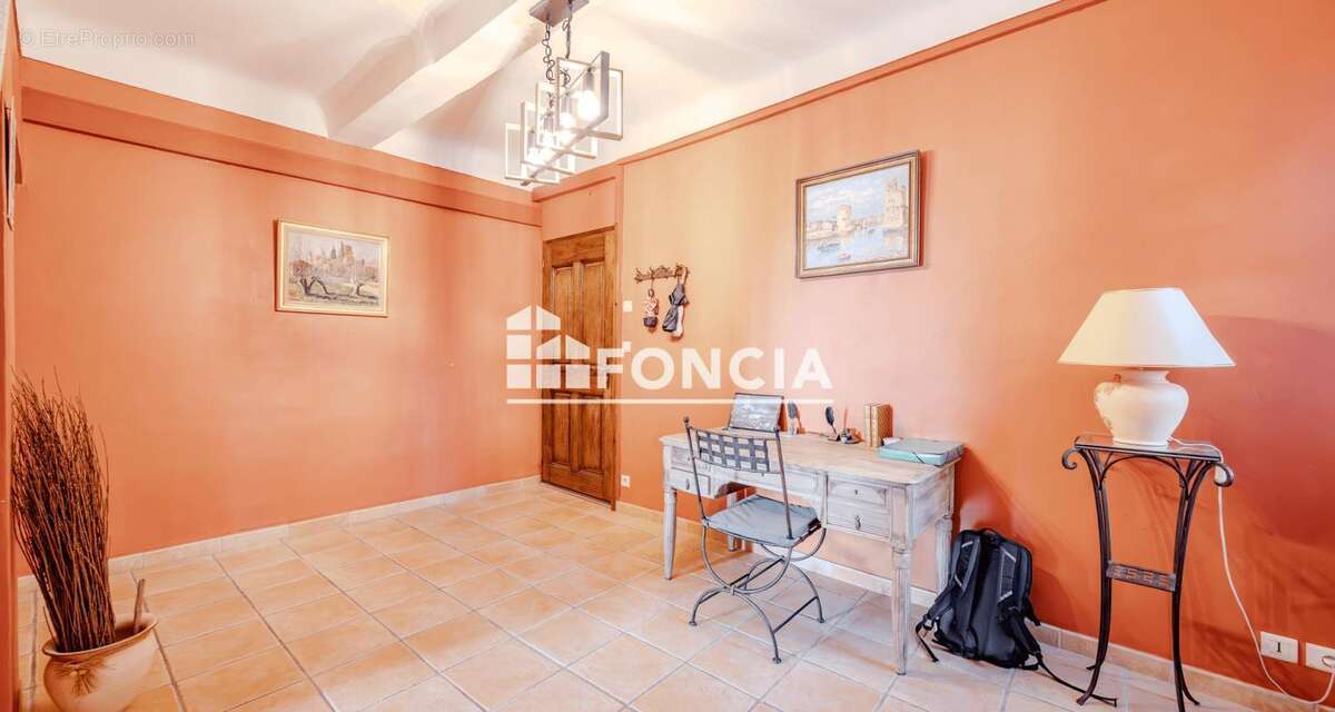 Appartement à HYERES