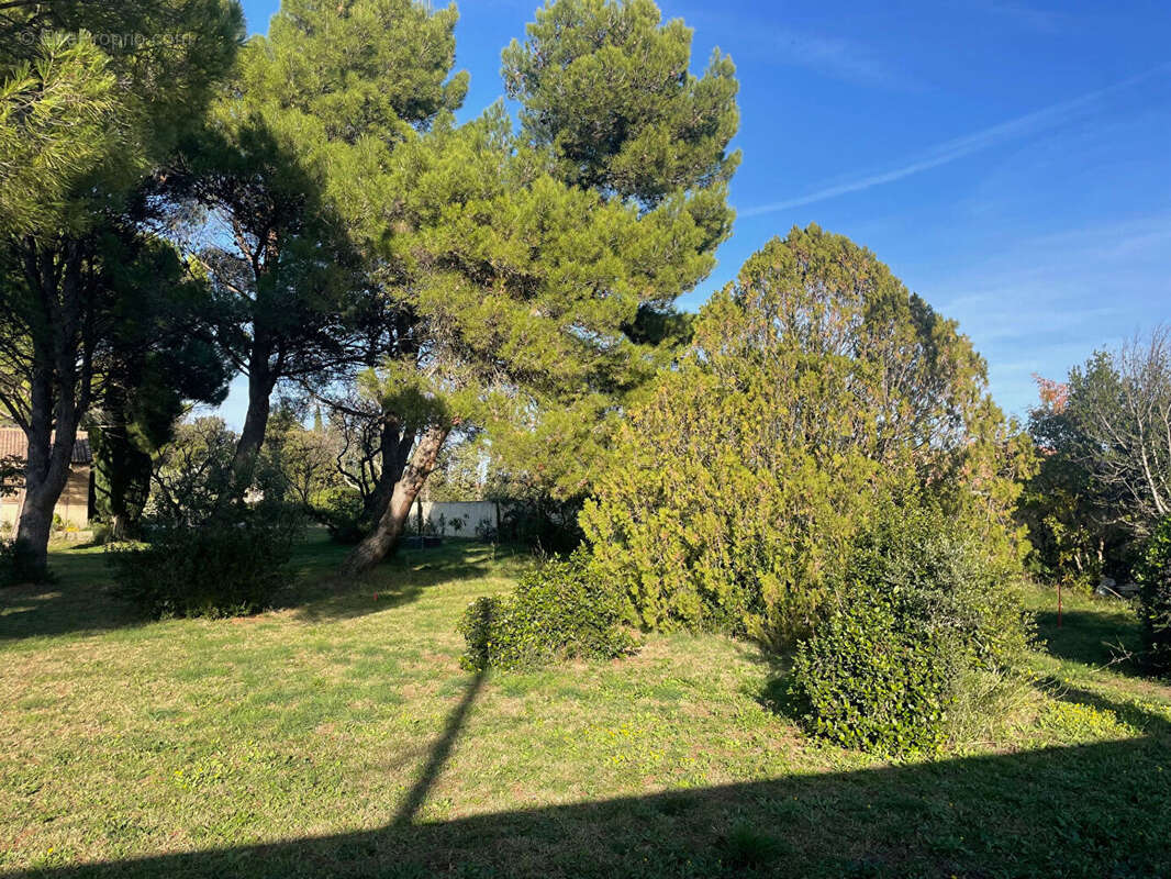 Maison à CHATEAUNEUF-DE-GADAGNE