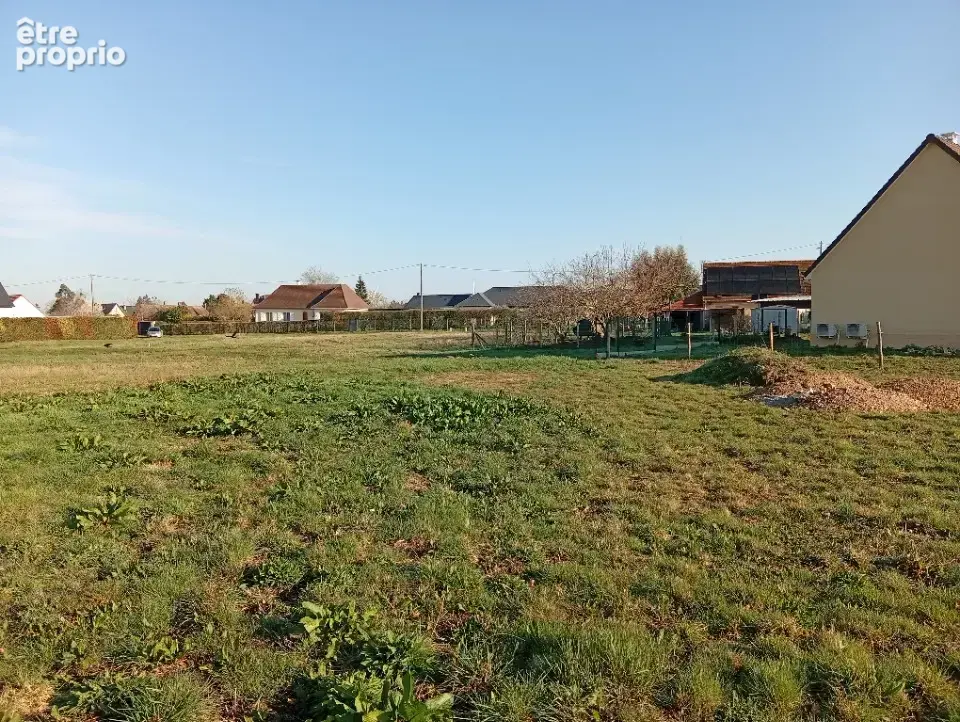 Terrain 827 m² à Conches-En-Ouche  - photo 2