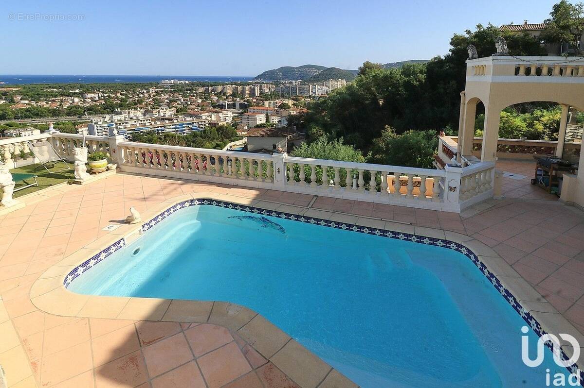 Photo 1 - Maison à MANDELIEU-LA-NAPOULE