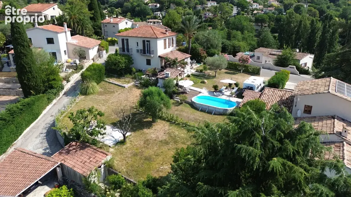 Haut de villa 3 p entièrement rénové avec jardin privatif 518m2 et garage vue mer et saint paul - photo 18
