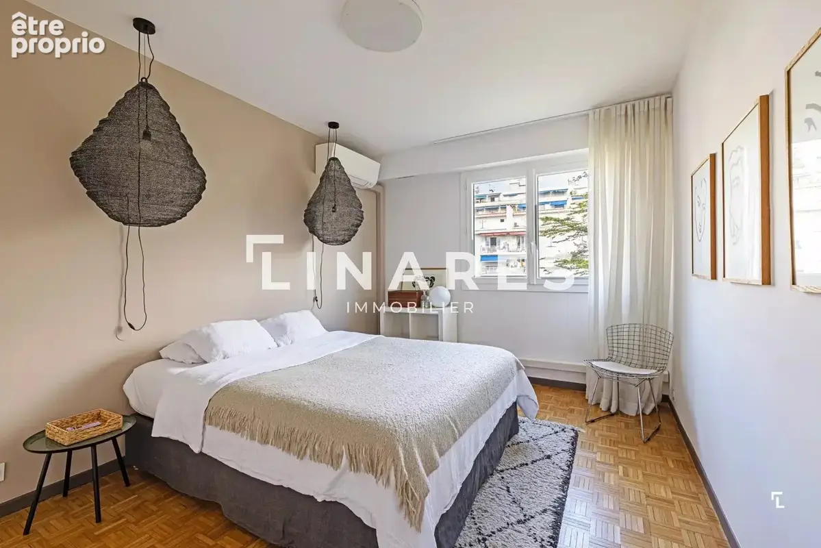 PRIVILEGE MERMOZ - Appartement T3 de 83 m2 - Terrasse de 7 m2 - Garage -  13008 Carré d'or - photo 9