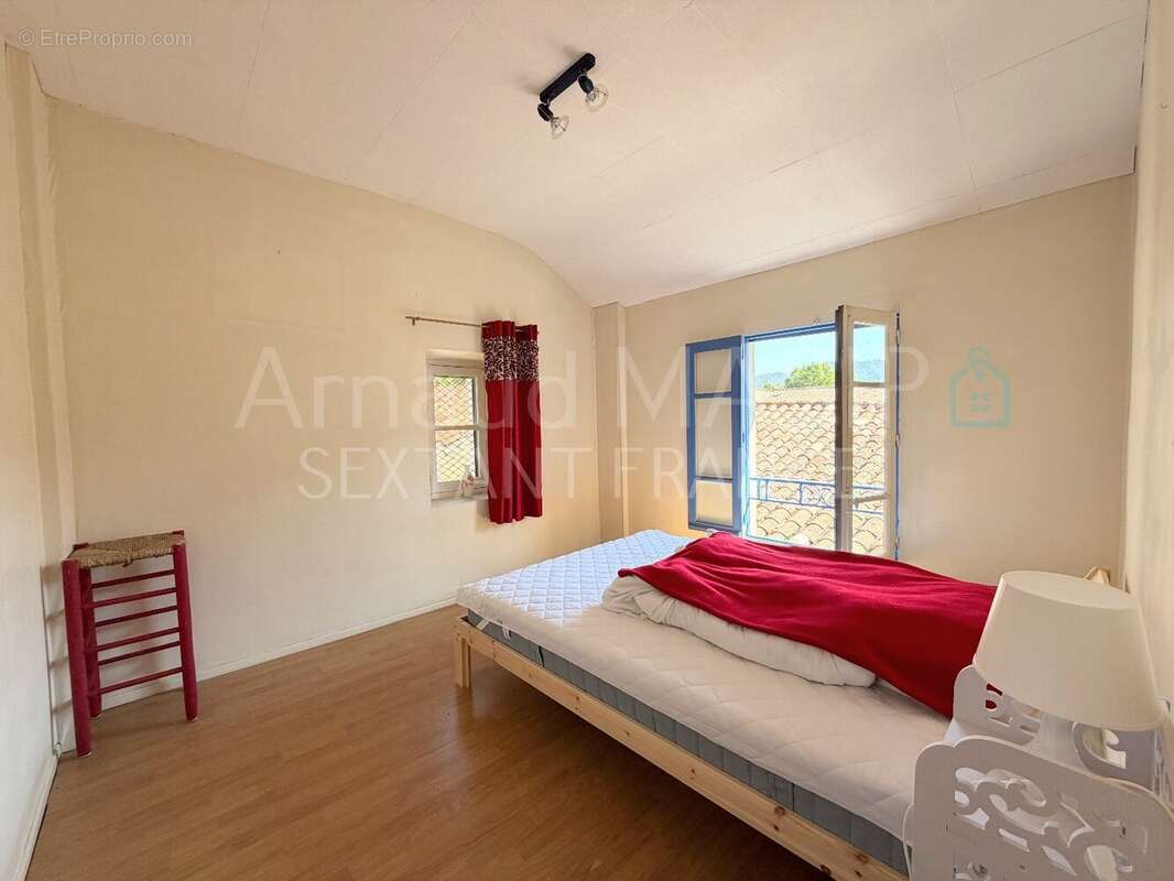 Spacieuse maison de ville, 164m² hab, 4 chambres, terrasse, garage, quillan centre - photo 13